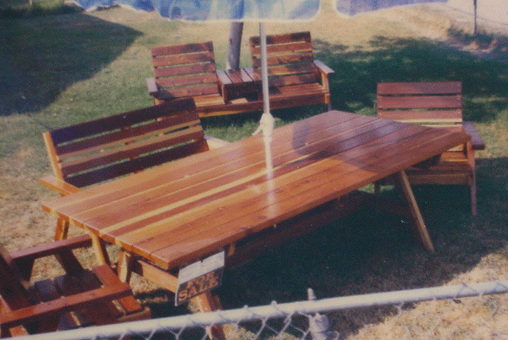 Picknick table 8ft. redwood